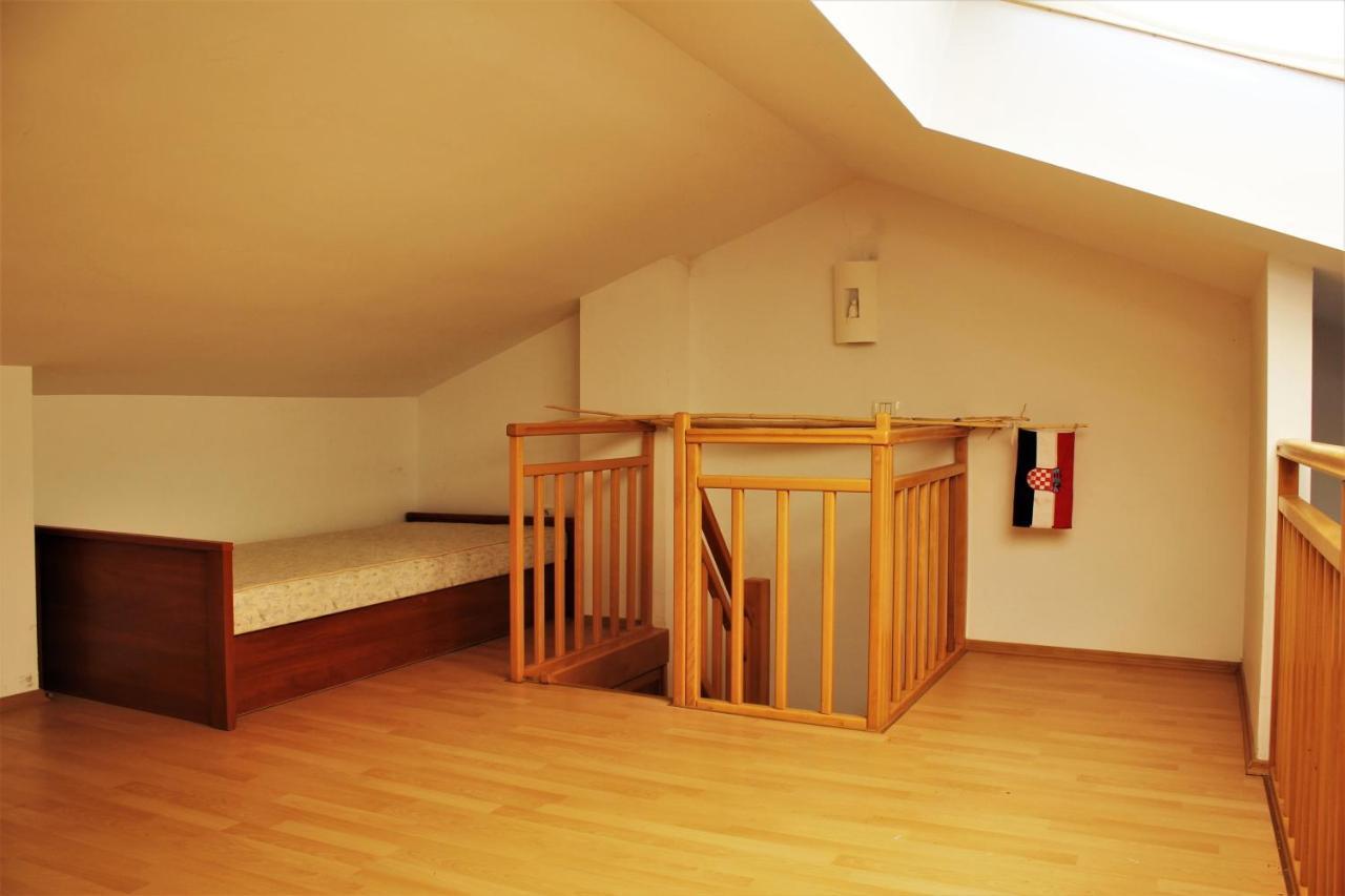 Artists Loft